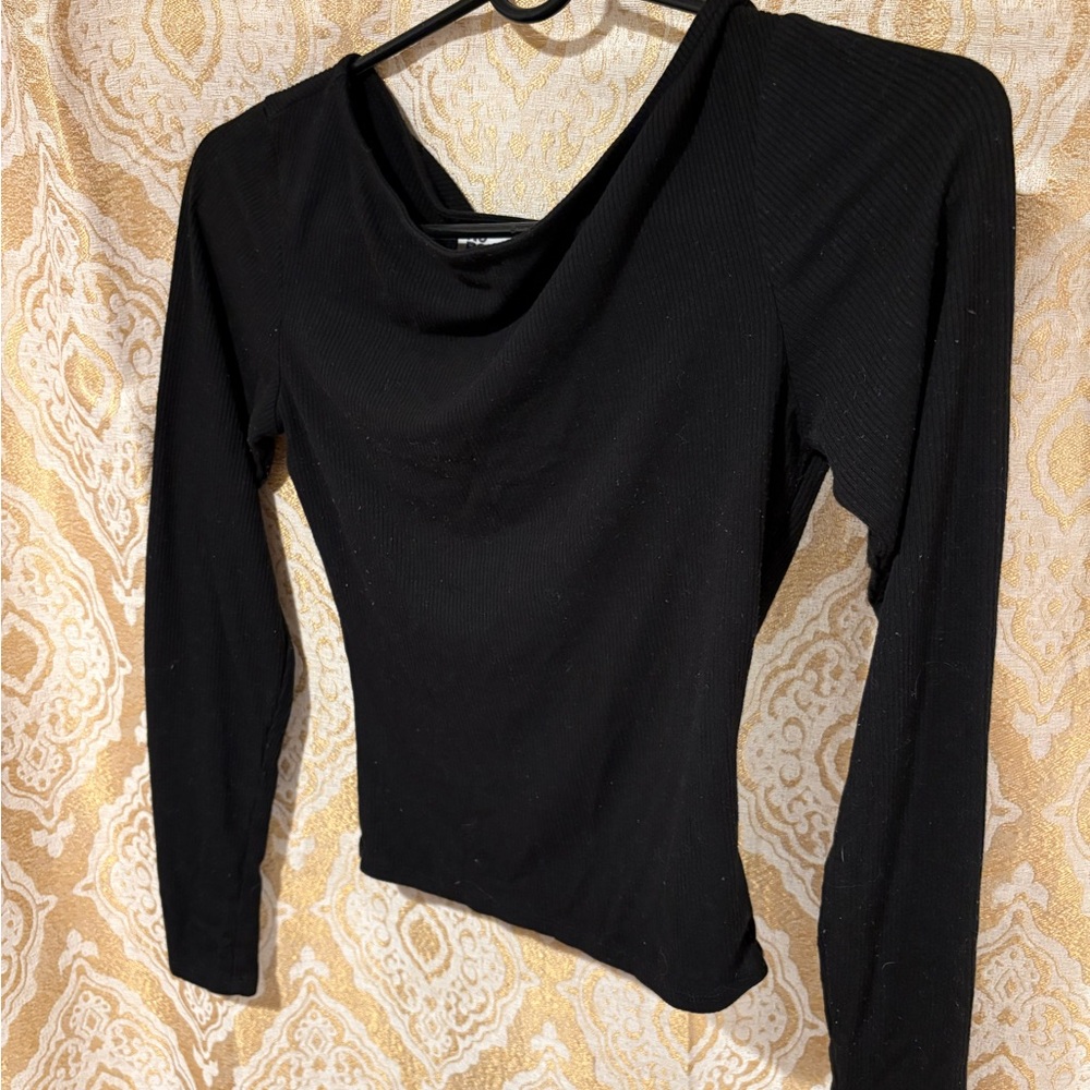 Elegant Black Long Sleeve Top